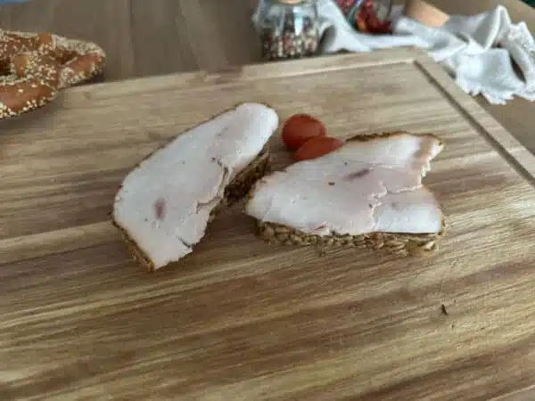 Putenschinken mit Curryrand